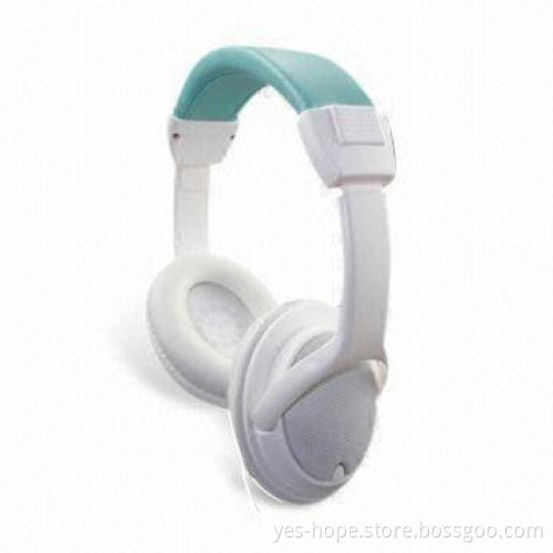 DJ Headphones with 3.5mm Stereo Plug and Frequency Range of 20Hz to 20kHz